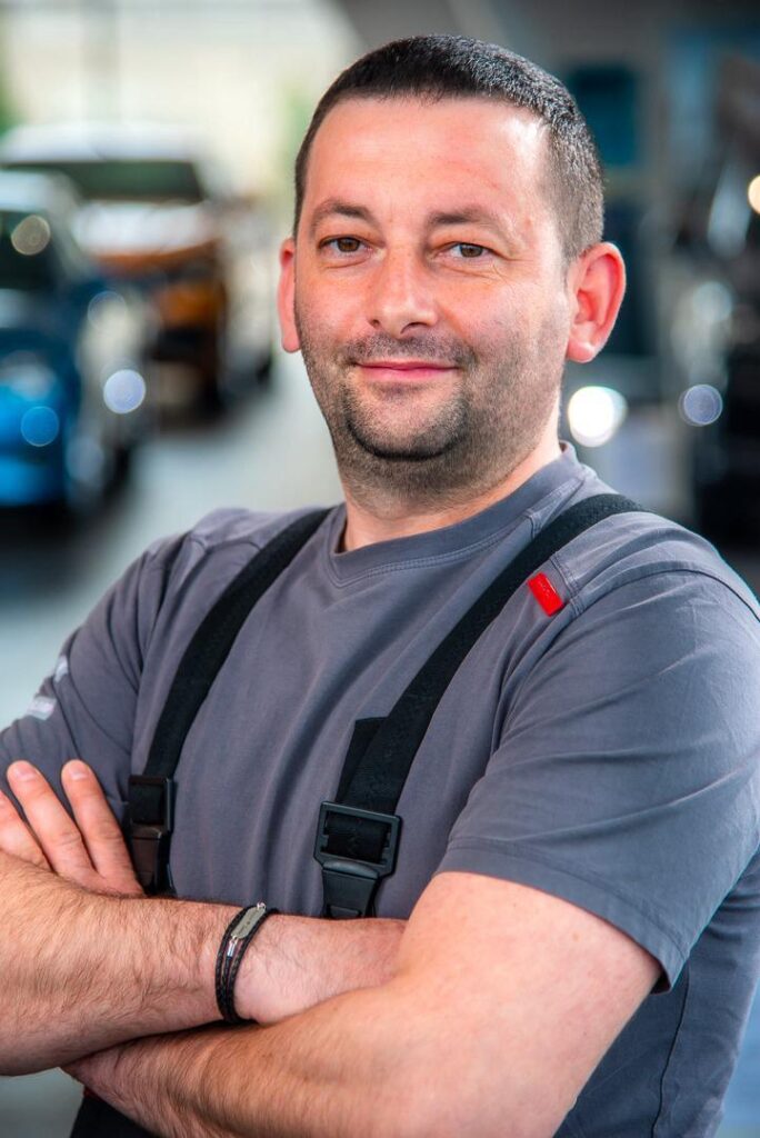 Mecanic auto timisoara cu 25 de ani experienta